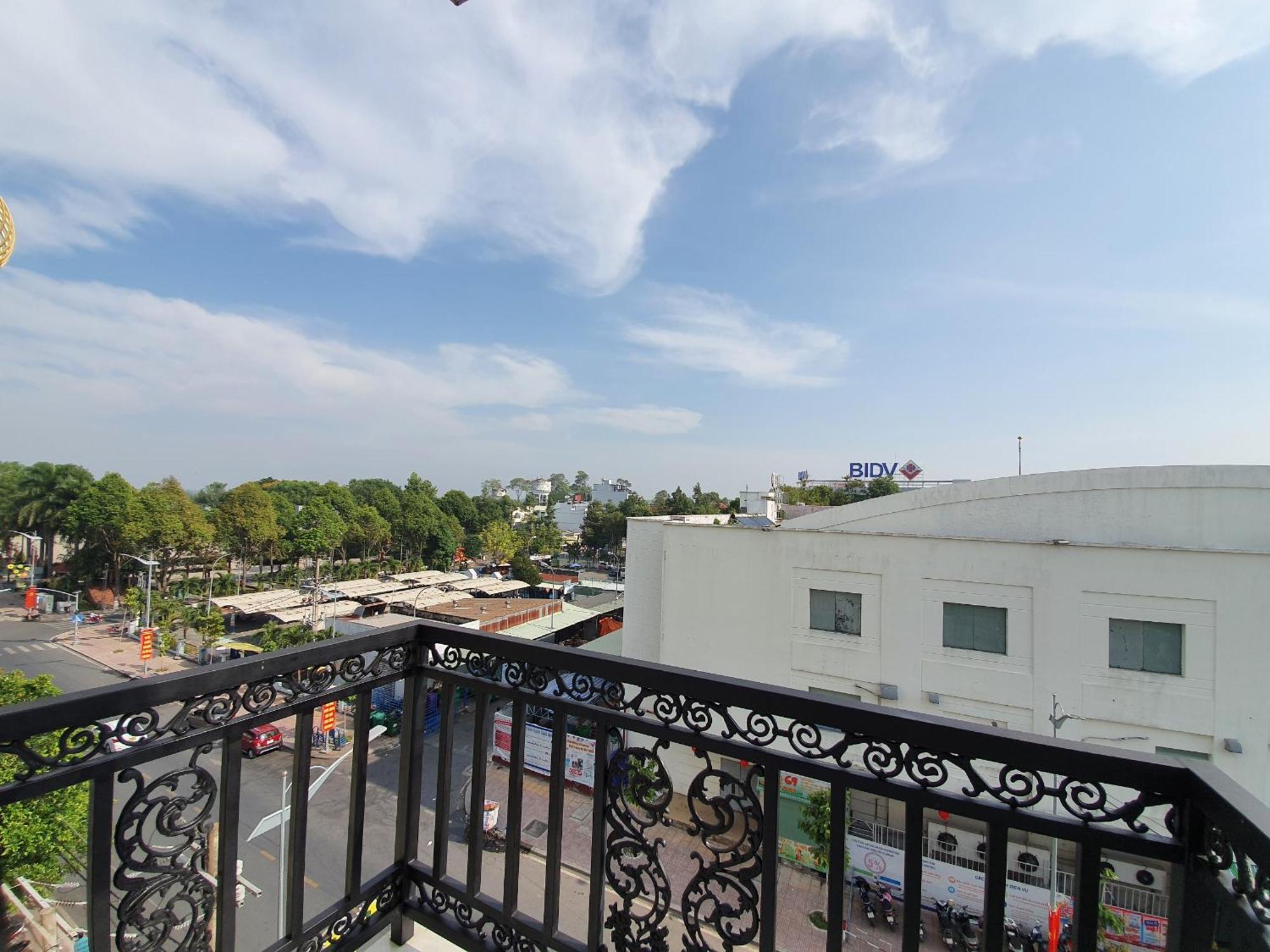 Minh Khue Hotel Vĩnh Long Zewnętrze zdjęcie
