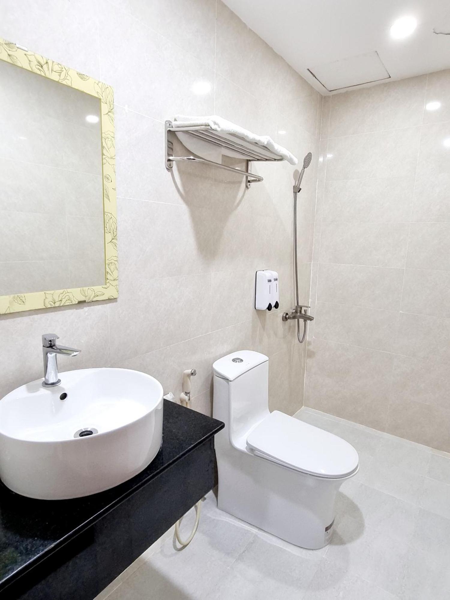 Minh Khue Hotel Vĩnh Long Zewnętrze zdjęcie