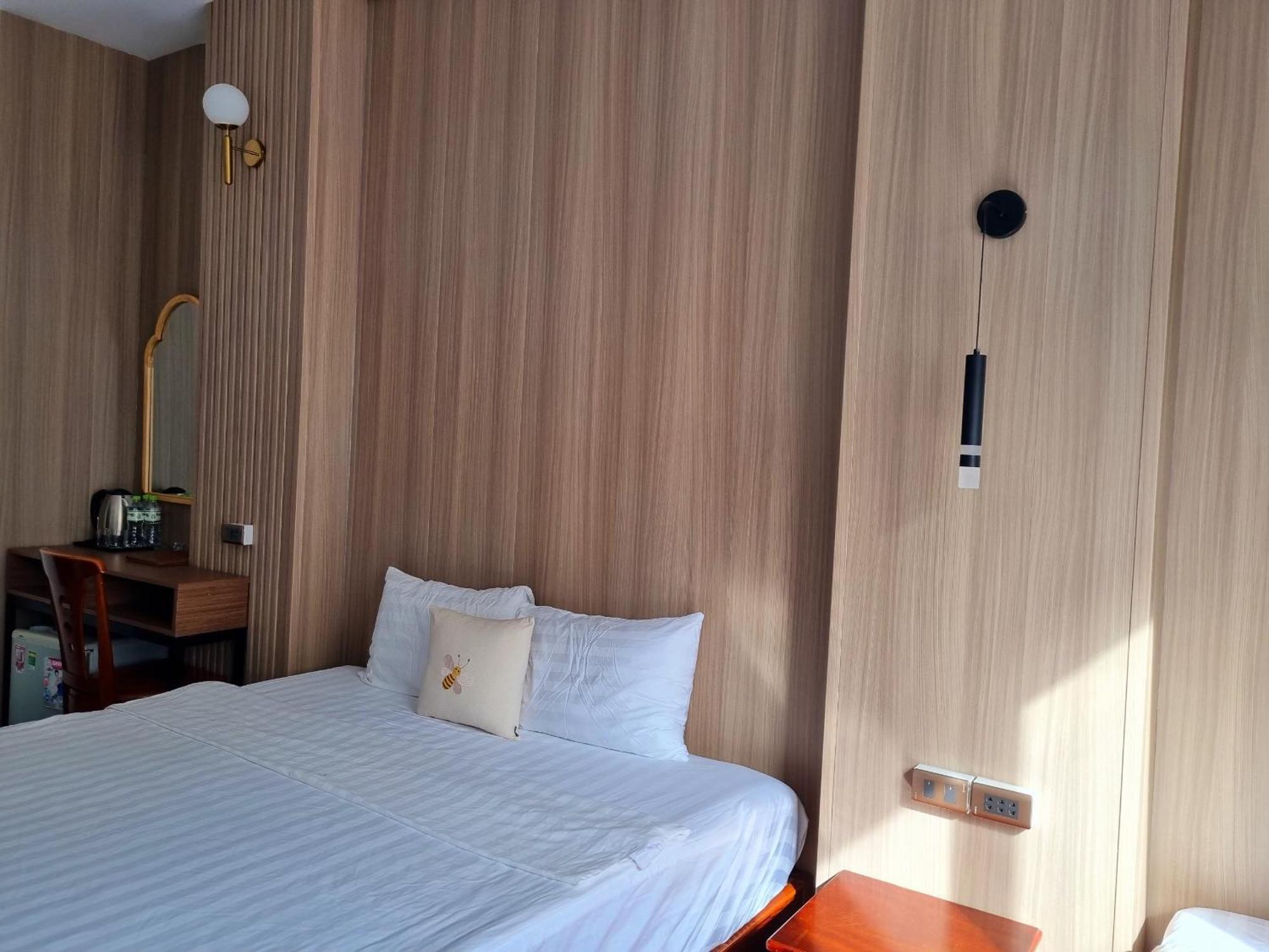 Minh Khue Hotel Vĩnh Long Zewnętrze zdjęcie