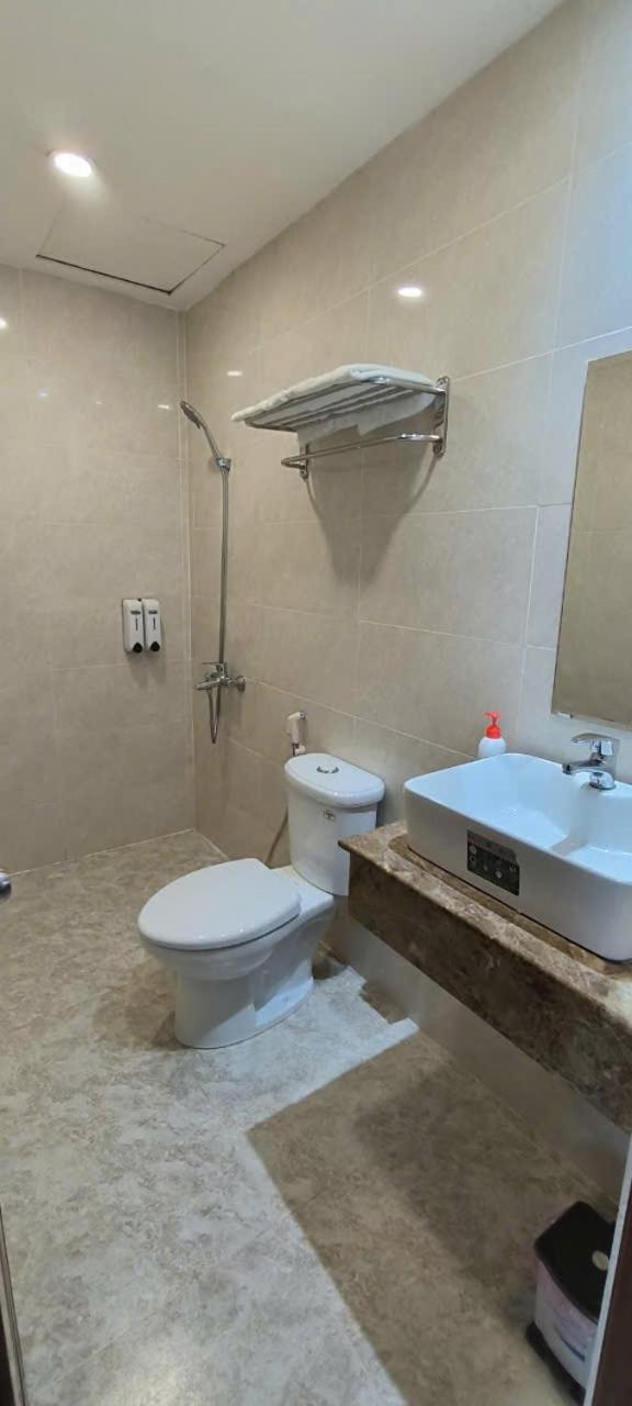 Minh Khue Hotel Vĩnh Long Zewnętrze zdjęcie